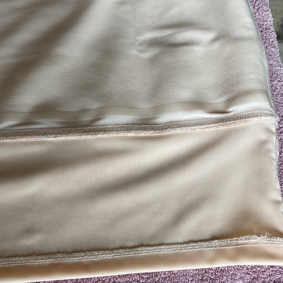 Body Shaping Yummie Tummie Beige Slip Size Large - Picture 6 of 8
